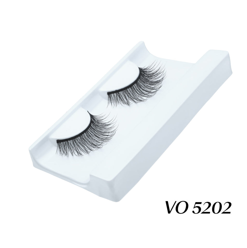 Voile 5202 X Andy Chun - False Eyelashes by Artisan Professionnel